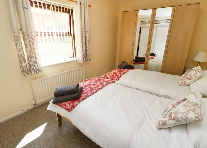 West End House * Bradford (West Yorkshire)